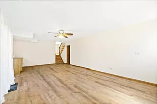 300 S We Go Trail, Mount Prospect, IL 60056 - Photo 25