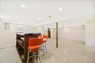 300 S We Go Trail, Mount Prospect, IL 60056 - Photo 27