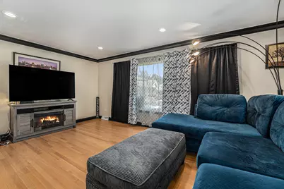 309 Streamside Drive, Harvey, IL 60426 - Photo 3