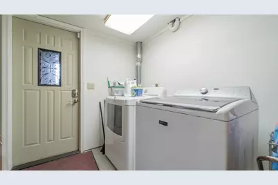 1340 E 2700 North Road, Ashkum, IL 60911 - Photo 43