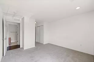 2404 Windward Blvd, Champaign, IL 61821 - Photo 23