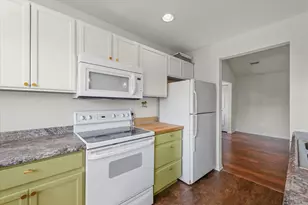 2404 Windward Blvd, Champaign, IL 61821 - Photo 11