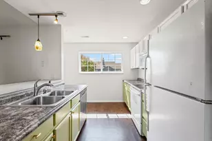 2404 Windward Blvd, Champaign, IL 61821 - Photo 9