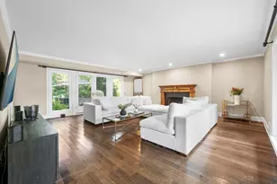 250 S Sheridan Road S, Lake Forest, IL 60045 - Photo 11