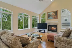 1048 N Palos Ave, Palatine, IL 60067 - Photo 9