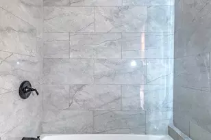 653 N Lawndale Ave, Chicago, IL 60624 - Photo 25