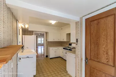 269 Shenstone Road, Riverside, IL 60546 - Photo 9