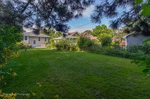 269 Shenstone Rd, Riverside, IL 60546 - Photo 23