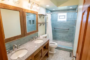 811 E 169th Pl, South Holland, IL 60473 - Photo 15