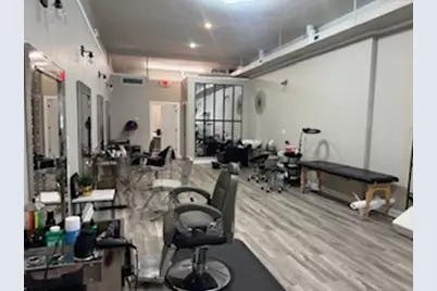 34 N Genesee Street, Waukegan, IL 60085 - Photo 3