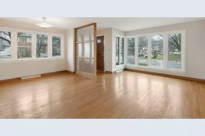 7636 W Rosedale Avenue, Chicago, IL 60631 - Photo 5