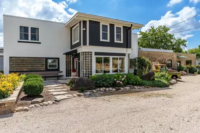 662 Park Avenue, Genoa, IL 60135 - Photo 1