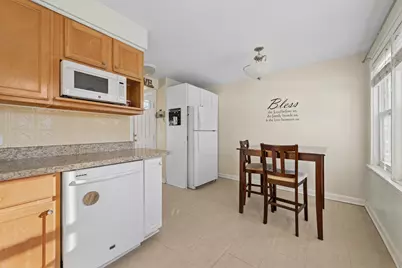 126 N Rohlwing Road, Palatine, IL 60074 - Photo 5