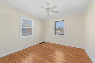 126 N Rohlwing Rd, Palatine, IL 60074 - Photo 9