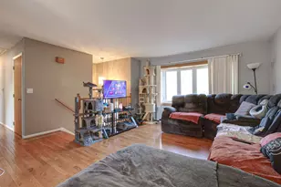 36661 N Oakwood Dr, Lake Villa, IL 60046 - Photo 7