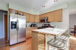 36661 N Oakwood Dr, Lake Villa, IL 60046 - Photo 9