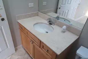 1352 W Hubbard St, Chicago, IL 60642 - Photo 9