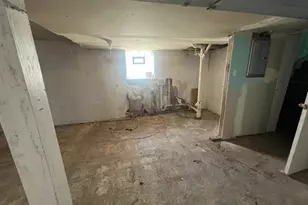 11516 S Yale Ave, Chicago, IL 60628 - Photo 13