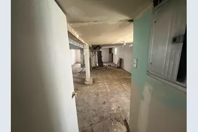 11516 S Yale Avenue, Chicago, IL 60628 - Photo 11