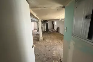 11516 S Yale Ave, Chicago, IL 60628 - Photo 11