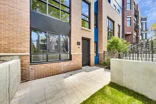 1744 N Western Ave, Chicago, IL 60647 - Photo 5