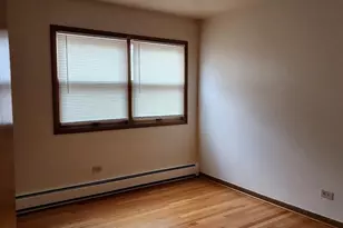 10431 S Keating Ave, Oak Lawn, IL 60453 - Photo 7