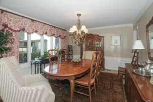 660 Old Barn Rd, Lake Barrington, IL 60010 - Photo 11