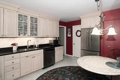 660 Old Barn Road #F-24, Lake Barrington, IL 60010 - Photo 15