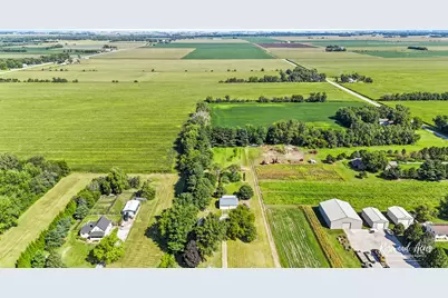 7861 E 2250S Road, Saint Anne, IL 60964 - Photo 27