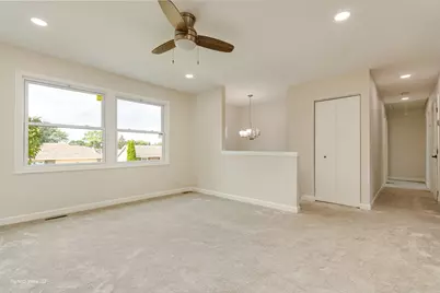 853 Voyager Drive, Bartlett, IL 60103 - Photo 7