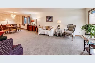 10524 Camelot Street, Westchester, IL 60154 - Photo 7