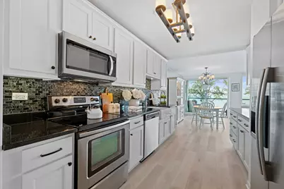 1630 Sheridan Road #2F, Wilmette, IL 60091 - Photo 3