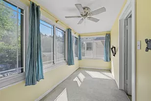 1317 N Clinton Blvd, Bloomington, IL 61701 - Photo 13