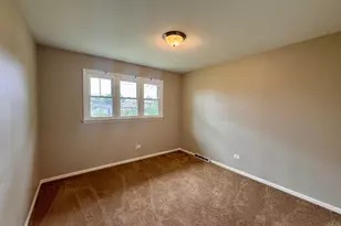 17204 Bernadine St, Lansing, IL 60438 - Photo 9