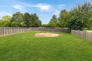 625 Edward Dr, Romeoville, IL 60446 - Photo 13