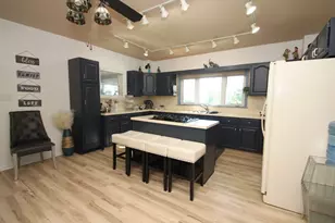 1431 Il Route 75, Freeport, IL 61032 - Photo 13