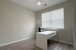 115 Hillwood Pl, Aurora, IL 60506 - Photo 9