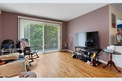 8996 Archer Avenue #2D, Willow Springs, IL 60480 - Photo 9