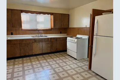 917 Johnson Street, Streator, IL 61364 - Photo 5