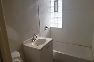 119 E 118th St, Chicago, IL 60628 - Photo 5