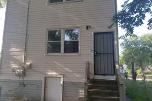 119 E 118th St, Chicago, IL 60628 - Photo 3