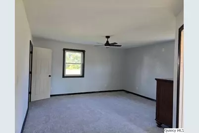 105 N 3rd Street, La Harpe, IL 61450 - Photo 15