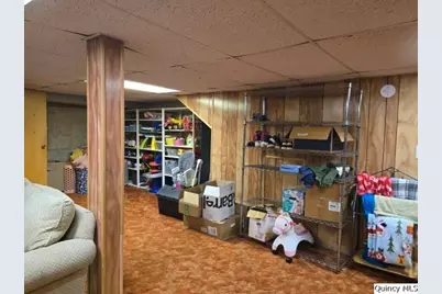 417 N Washington Street, Carthage, IL 62321 - Photo 25