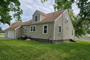 417 N Washington St, Carthage, IL 62321 - Photo 31