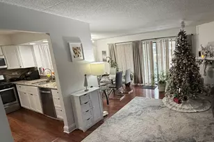 47 W Pier Dr, Westmont, IL 60559 - Photo 31