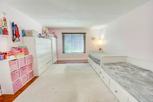 47 W Pier Dr, Westmont, IL 60559 - Photo 15