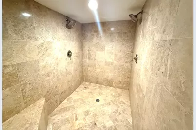 4 Greenbrier Court, Lake in the Hills, IL 60156 - Photo 29