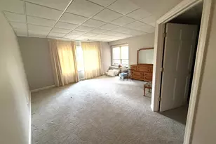 4 Greenbrier Ct, Lake in the Hills, IL 60156 - Photo 27