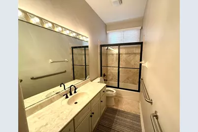 4 Greenbrier Court, Lake in the Hills, IL 60156 - Photo 25