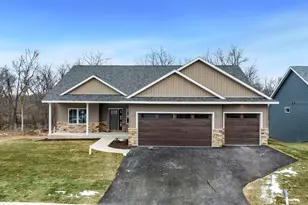 4137 Waters Edge Dr, Belvidere, IL 61008 - Photo 5
